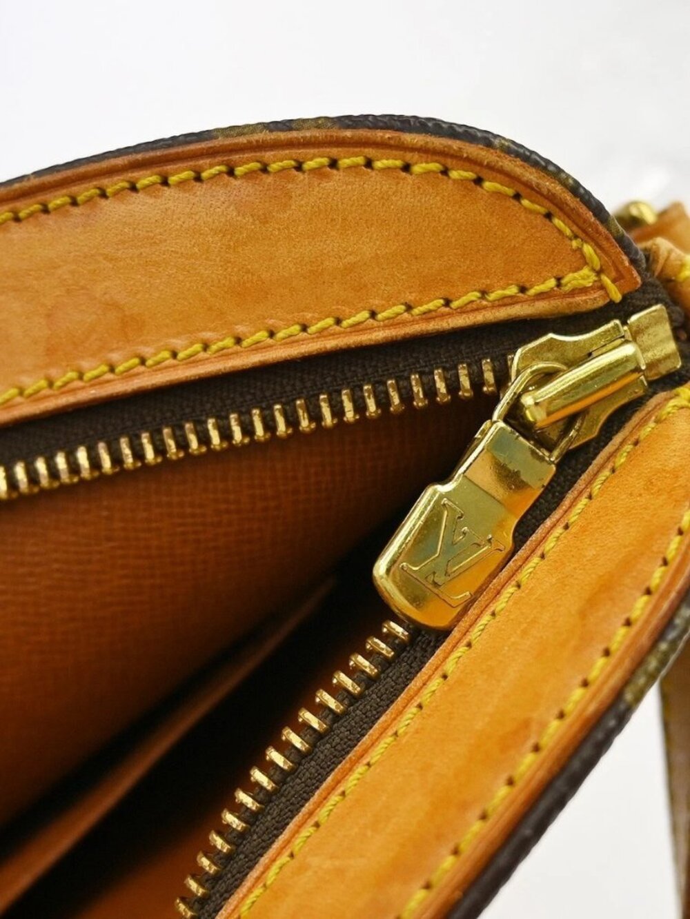 LOUIS VUITTON DROUOT SHOULDER BAG MONOGRAM - Picture 13 of 15